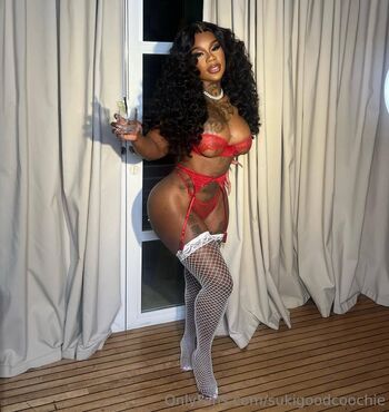 Sukihan / sukigoodcoochie nude photo #1