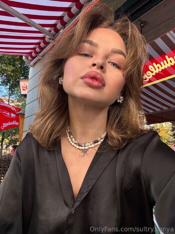 Sultry Sonya / sultry.sonya nude photo #1