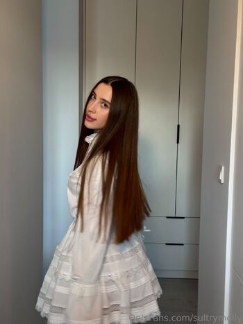 Molly Moor / sultrymolly nude photo #9