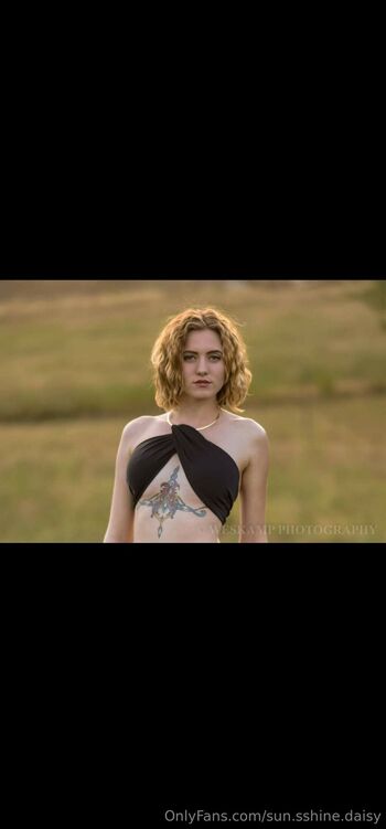JustSky / sun.sshine.daisy nude photo #5