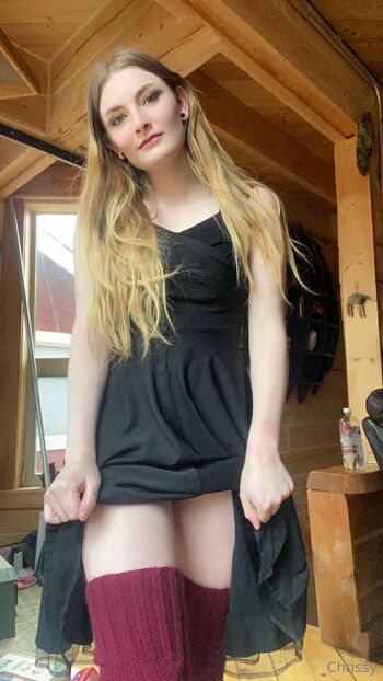 Chrissy / sunflowerseedling / sun.seedling / subflowerseed nude photo #7