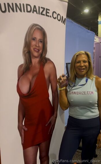 Sunn / sunni_daize nude photo #19