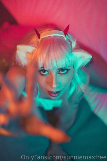 Sunnie Max Fre / sunniemaxfree nude photo #34