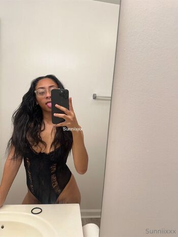 Sunniixxx Free / sunniifree / sunniimajor2x / sunniixxx nude photo #7