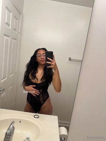Sunniixxx Free / sunniifree / sunniimajor2x / sunniixxx nude photo #12