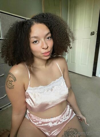 Sunny / sunny_bell nude photo #35