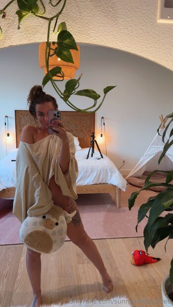 Sunny Skye Free Accoun / sunnyandskyefree / sunnyskye.xoxo / sunnyskyxx nude photo #37