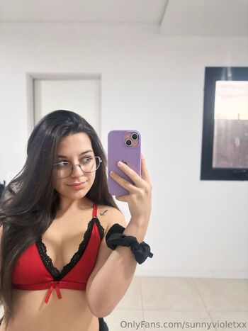 Sunnyvioletx / sunnyvioletxx nude photo #11