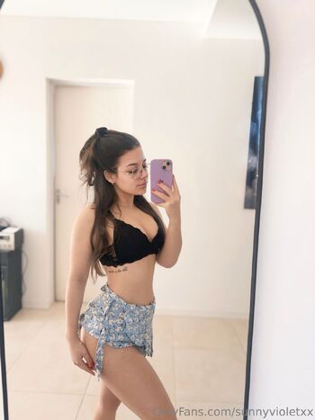 Sunnyvioletx / sunnyvioletxx nude photo #15