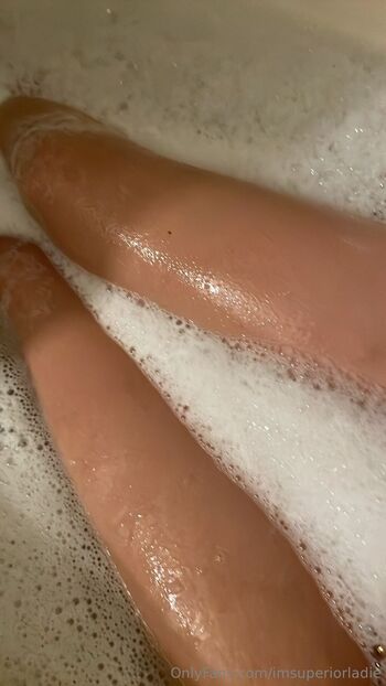 OnlyFans / superiorladie nude photo #7