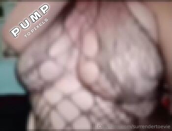 Mommy Evi / surrendertoevie nude photo #2