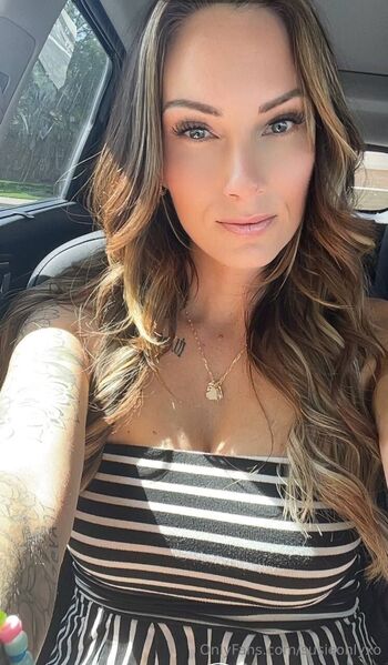 Nurse Susie Double Ds / susieonlyxo nude photo #15