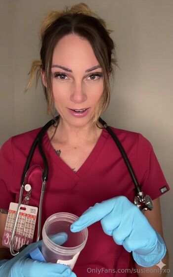 Nurse Susie Double Ds / susieonlyxo nude photo #17