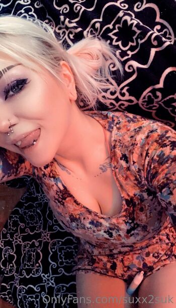 Gawbli / suxx2suk nude photo #7