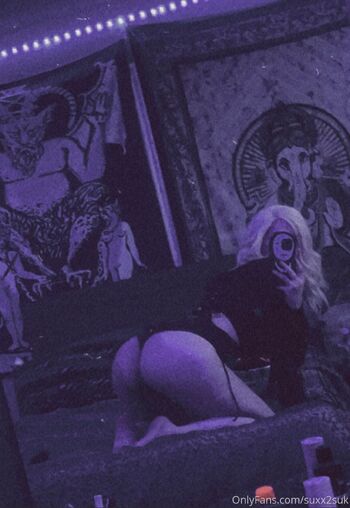 Gawbli / suxx2suk nude photo #23