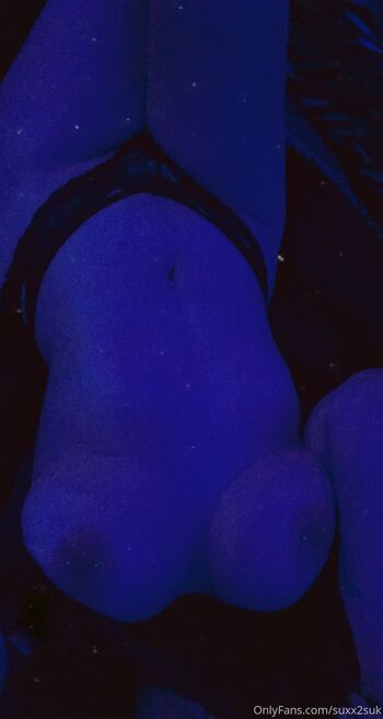 Gawbli / suxx2suk nude photo #27