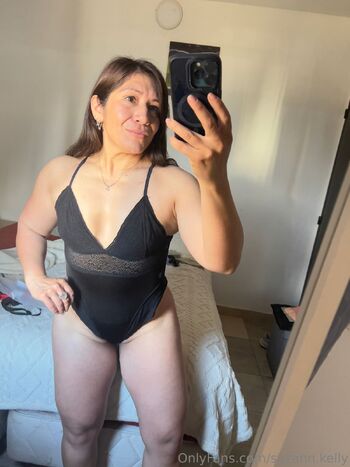 Suza / suzann.kelly nude photo #5