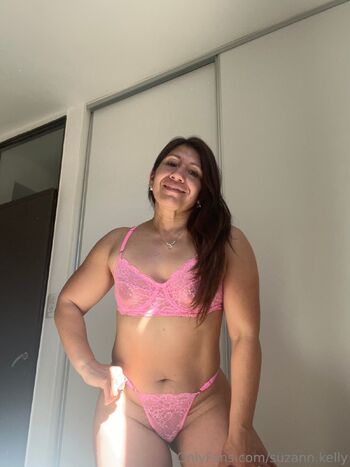 Suza / suzann.kelly nude photo #16