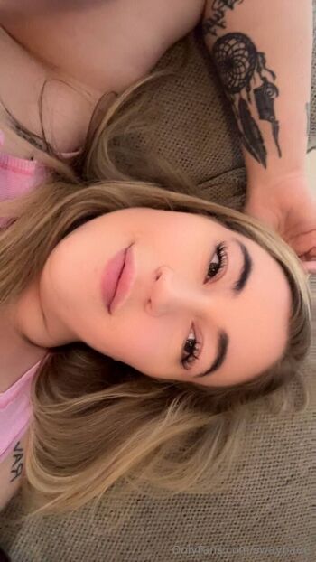 BIRTHDAY MONTH / swaybaee nude photo #1