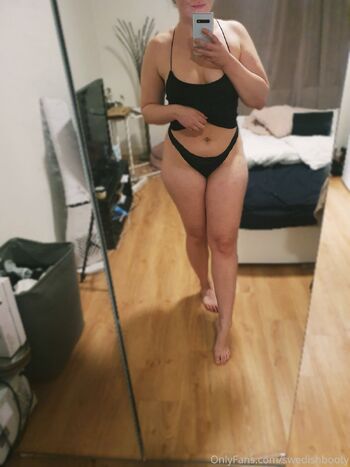 SwedishBoot / swedishbooty nude photo #3