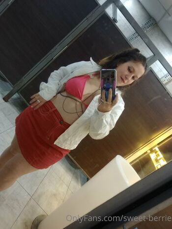 SweetBerri / sweet-berrie nude photo #9