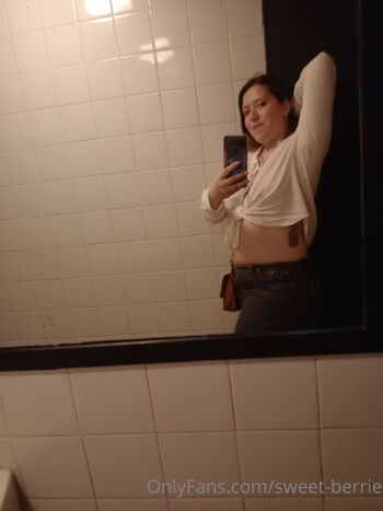 SweetBerri / sweet-berrie nude photo #10