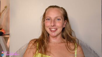 Lexi / sweet.life.of.lexii / sweet.life.of.lexi / sweetlifeoflexi nude photo #3