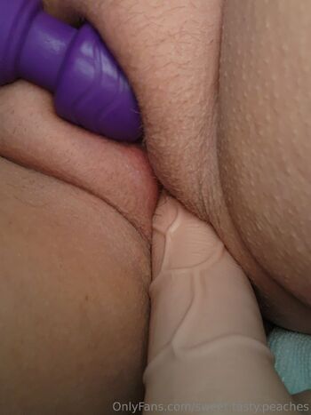 Chubby Peaches / sweet.tasty.peaches nude photo #4