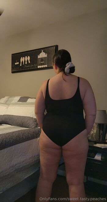 Chubby Peaches / sweet.tasty.peaches nude photo #8