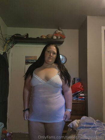 Chubby Peaches / sweet.tasty.peaches nude photo #10