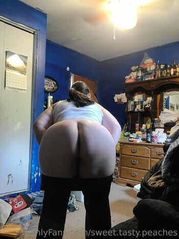 Chubby Peaches / sweet.tasty.peaches nude photo #19