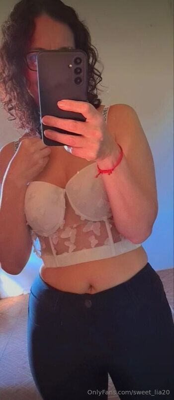 𝒮𝓌𝑒𝑒𝓉 𝐿𝒾𝒶 / sweet_lia20 nude photo #26