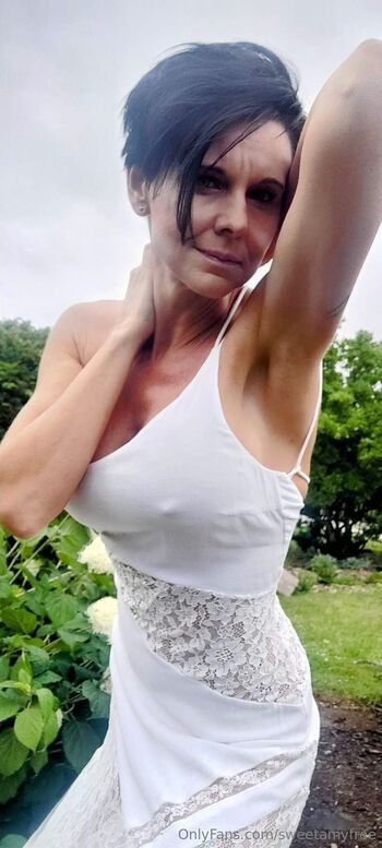 Amy Swee / sweetamyfree nude photo #13