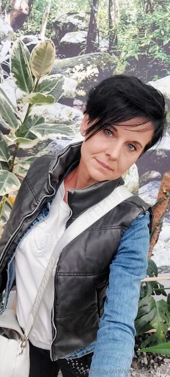 Amy Swee / sweetamyfree nude photo #21