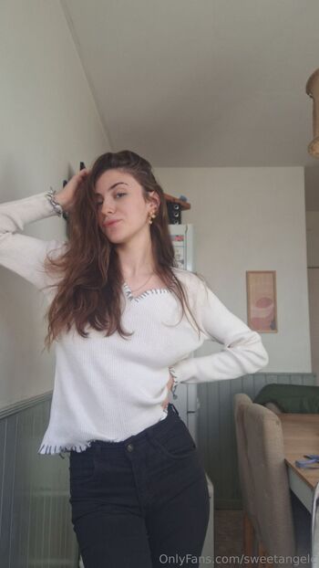𝓐𝓷𝓰𝓮 / sweetangelc / sweetangelc_ nude photo #32