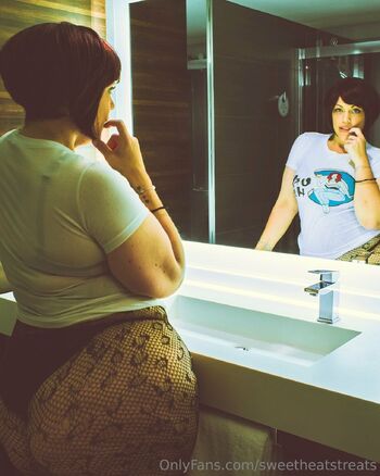 SweetHeatsTreat / sweetheatstreats nude photo #17