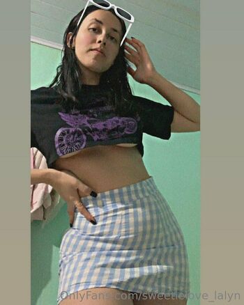 Laly / sweetielove_lalyn nude photo #17