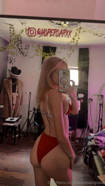 𝐇𝐎𝐏𝐄 / sweetsangriaa nude photo #14
