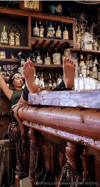 Sweetsoftfeet tickling experienc / sweetsoftfeet-tickling / sweetsoftfeet_tcklng_adventure nude photo #19