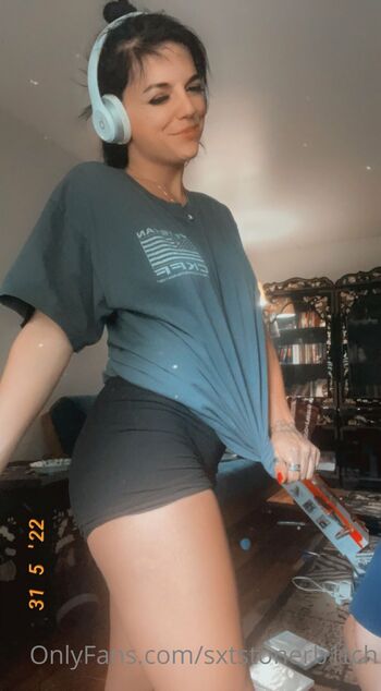 me / sxtstonerb1tch nude photo #24