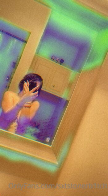 me / sxtstonerb1tch nude photo #38