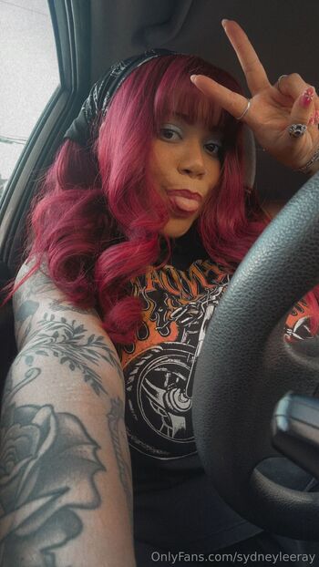 Sydney Lee Ra / sydneyleeray nude photo #2