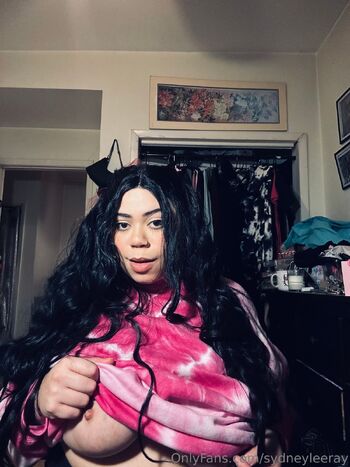 Sydney Lee Ra / sydneyleeray nude photo #5
