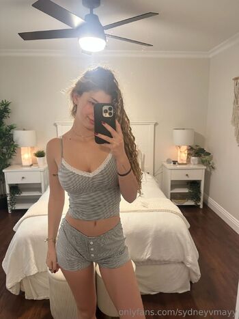 Sydne / sydneyvmayy / sydneyvmay / isthisnotsydney nude photo #18