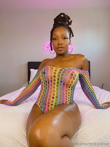 Symone Skye Fre / symoneskyefree nude photo #6