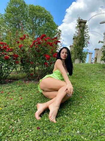 t1851492412341254 / t18514924123412541 nude photo #31