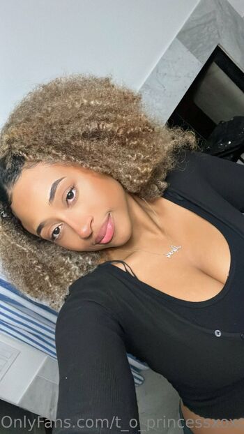 Lan / t_o_princessxoxo / kalani_rodgers / rodgers_kalani nude photo #6