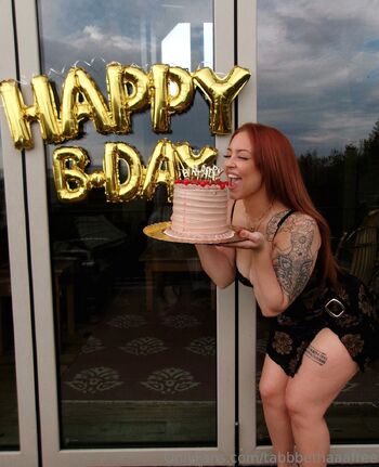 ta / tabbbethaaafree nude photo #12