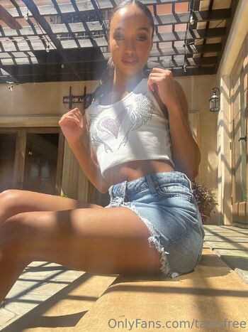 Alexis Tae Fre / taeisfree / alexisxtae / alexistaex nude photo #26