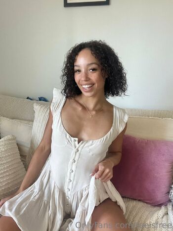 Alexis Tae Fre / taeisfree / alexisxtae / alexistaex nude photo #32